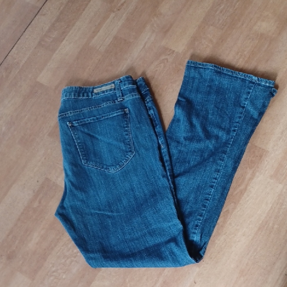 Simply Vera Vera Wang  Blue Boot Cut Jeans Size 16